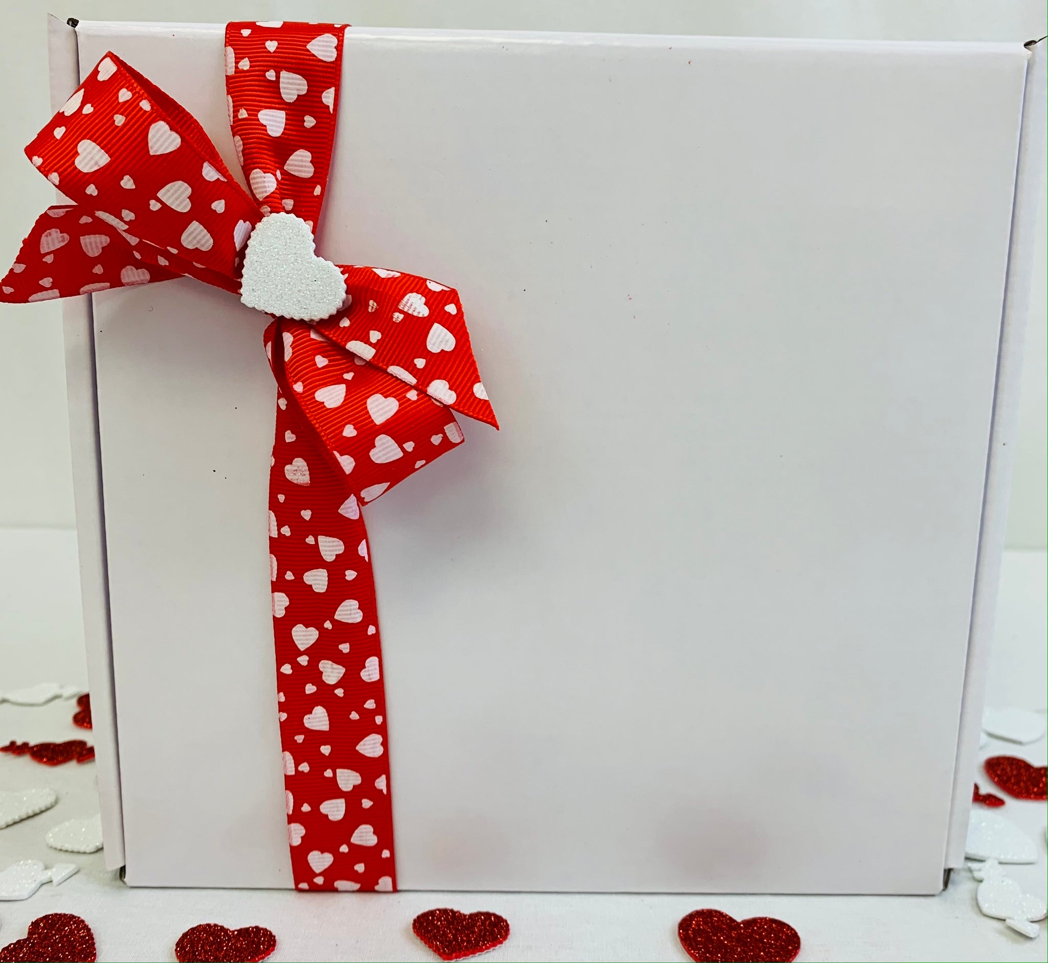Valentine Heart Assorted Candy Apple Gift Box –